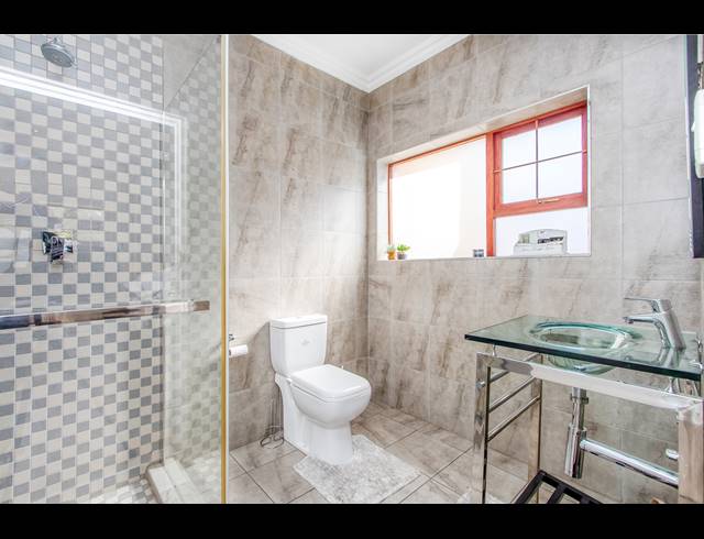 6 BEDROOM HOUSE TO LET IN FOREST TOWN